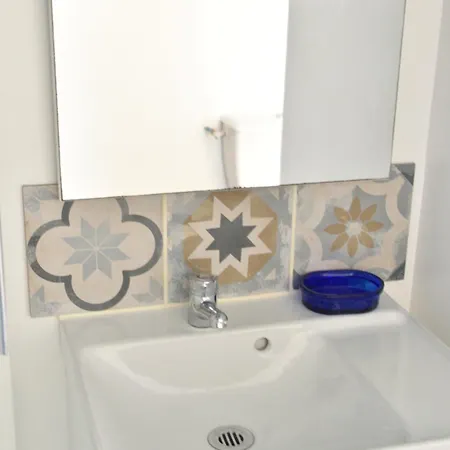 Apartament Petit Studio, Equipe, Canape Lit