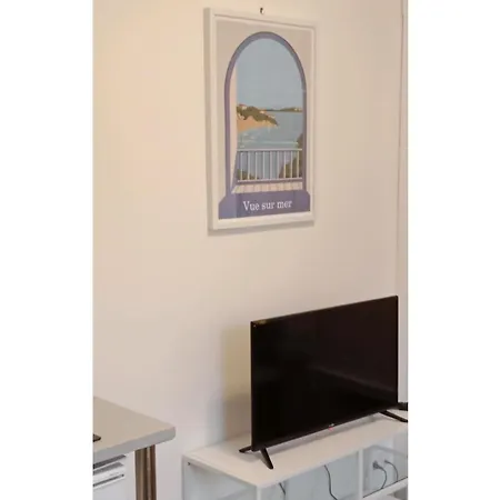 Petit Studio, Equipe, Canape Lit ブレスト